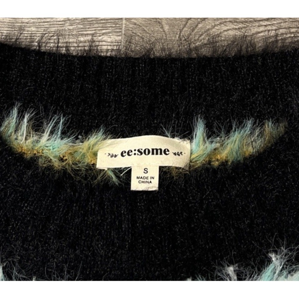 ee: some Women's Fair Isle Geometric Teal/Black/White Fuzzy Sweater Size Small - Picture 4 of 10